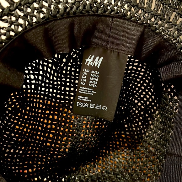 Excellent condition Sun Hat - Picture 4 of 4